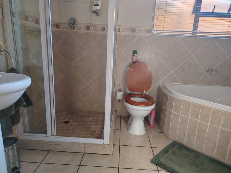 3 Bedroom Property for Sale in Vaalpark Free State